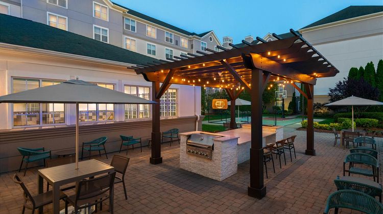 Homewood Suites by Hilton Holyoke Exterior