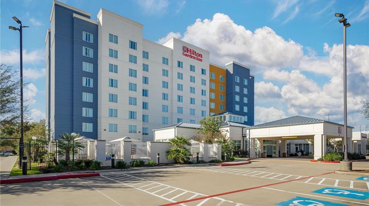 Hilton Garden Inn Houston NW America Plz Exterior