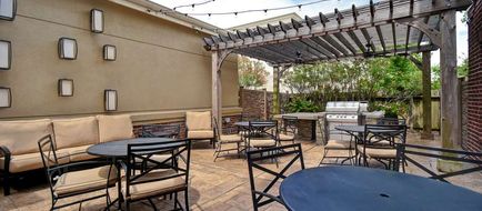 Homewood Suites by Hilton Intercon Arpt Exterior