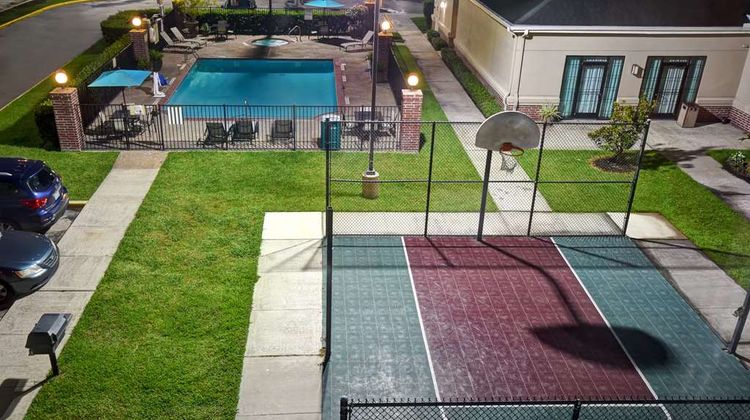 Homewood Suites by Hilton Intercon Arpt Pool
