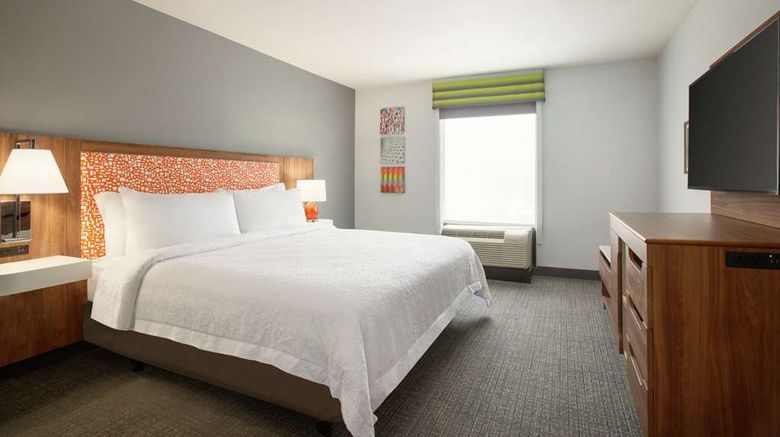 <b>Hampton Inn & Suites Cypress Station Room</b>. Images powered by <a href="https://iceportal.shijigroup.com/" title="IcePortal" target="_blank">IcePortal</a>.