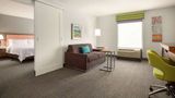 Hampton Inn & Suites Cypress Station Room