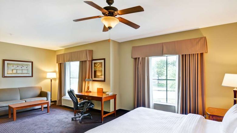 <b>Homewood Suites Houston Energy Corridor Room</b>. Images powered by <a href="https://iceportal.shijigroup.com/" title="IcePortal" target="_blank">IcePortal</a>.
