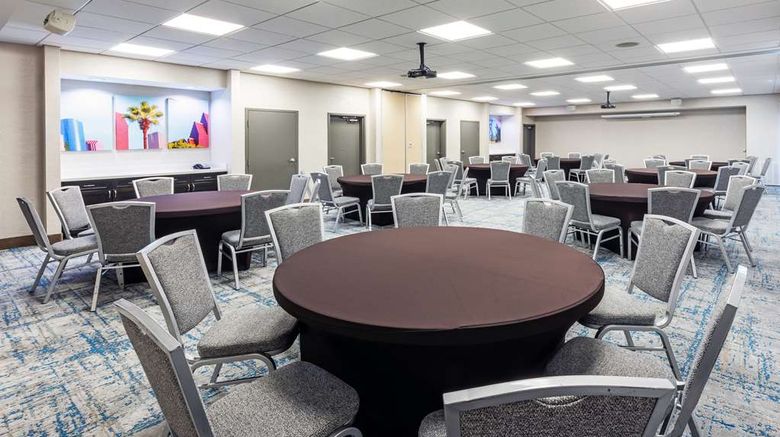 <b>Hampton Inn & Stes Houston I-10 Central Meeting</b>. Images powered by <a href="https://iceportal.shijigroup.com/" title="IcePortal" target="_blank">IcePortal</a>.