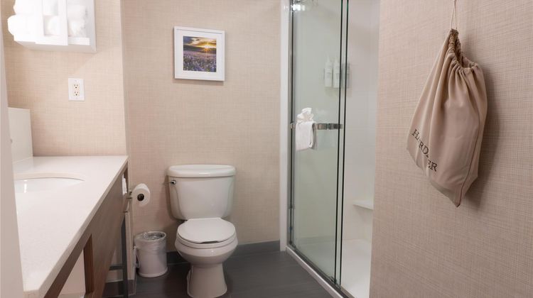 Hampton Inn & Suites Houston-Katy Room