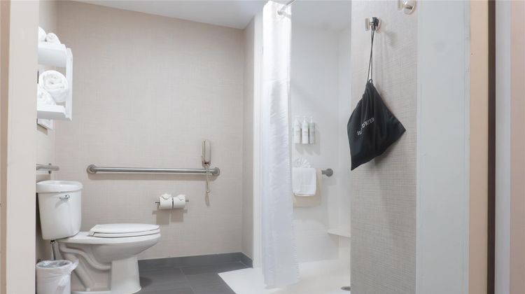 Hampton Inn & Suites Houston-Katy Room