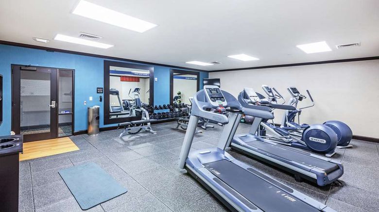 <b>Hampton Inn & Suites Houston/League City Health</b>. Images powered by <a href="https://iceportal.shijigroup.com/" title="IcePortal" target="_blank">IcePortal</a>.