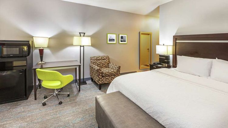 Hampton Inn & Suites Houston/League City Room