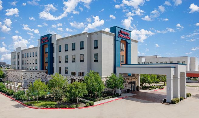 Hampton Inn & Suites Houston/Pasadena Exterior