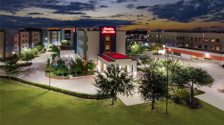 Hampton Inn & Suites Houston/Pasadena Exterior