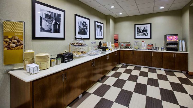 Hampton Inn & Suites Rosenberg Restaurant