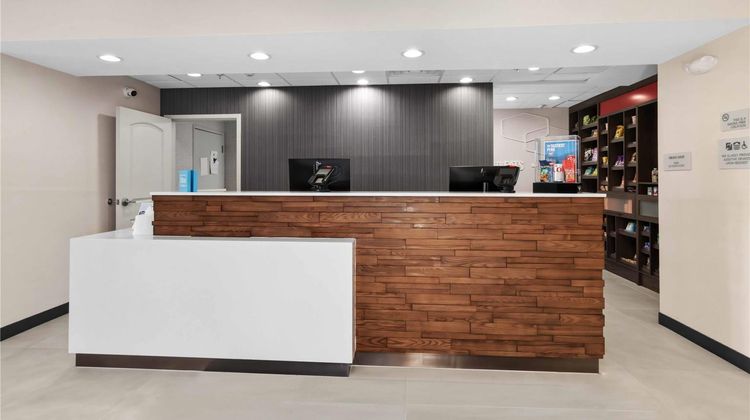 Hampton Inn & Suites Rosenberg Lobby
