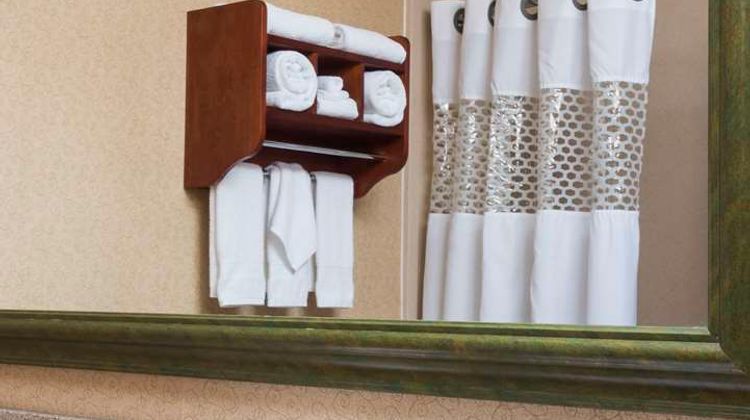 Hampton Inn Stafford Room