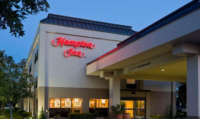 Hampton Inn Stafford Exterior