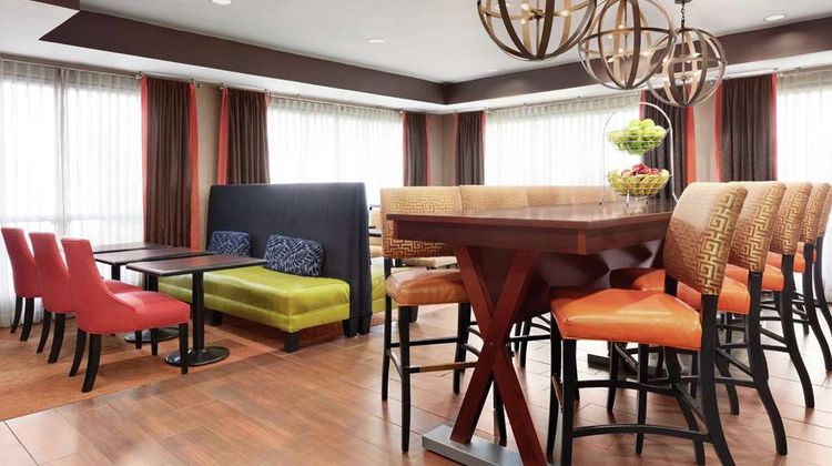 Hampton Inn Stafford Lobby