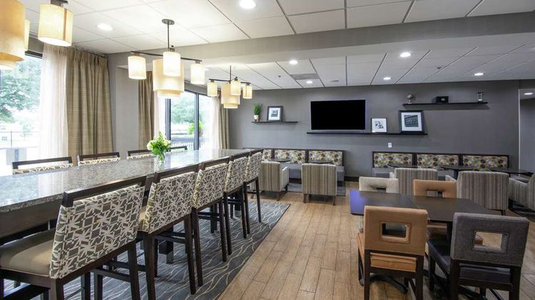 Hampton Inn I-10W Energy Corridor Restaurant
