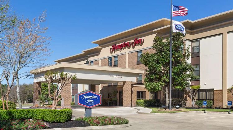 Hampton Inn Houston Willowbrook Mall Exterior