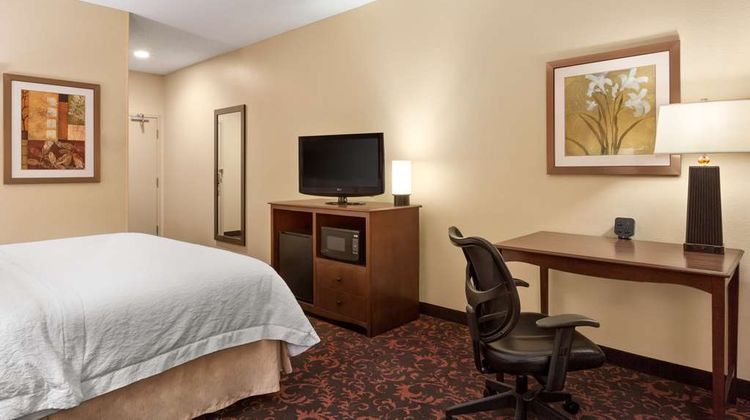 Hampton Inn Houston Willowbrook Mall Room