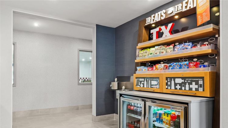 Hampton Inn Houston Willowbrook Mall Restaurant