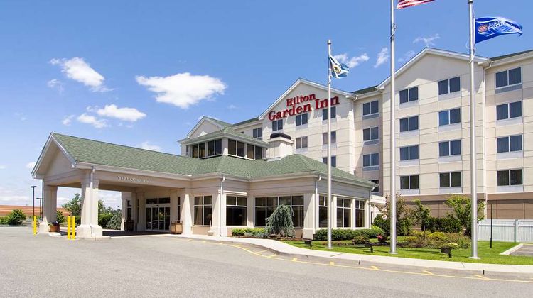 Hilton Garden Inn Exterior
