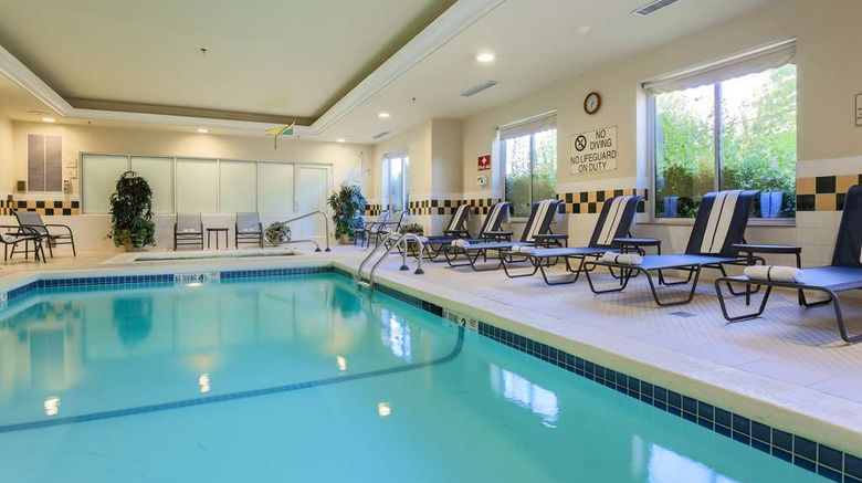 <b>Hilton Garden Inn Pool</b>. Images powered by <a href="https://iceportal.shijigroup.com/" title="IcePortal" target="_blank">IcePortal</a>.