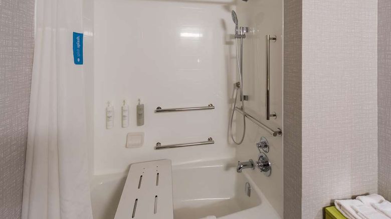<b>Hampton Inn Nanuet Room</b>. Images powered by <a href="https://iceportal.shijigroup.com/" title="IcePortal" target="_blank">IcePortal</a>.