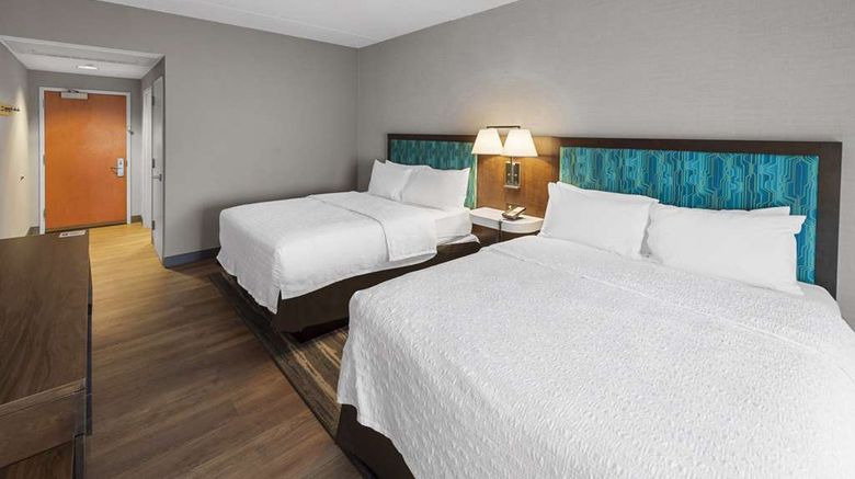 <b>Hampton Inn Nanuet Room</b>. Images powered by <a href="https://iceportal.shijigroup.com/" title="IcePortal" target="_blank">IcePortal</a>.