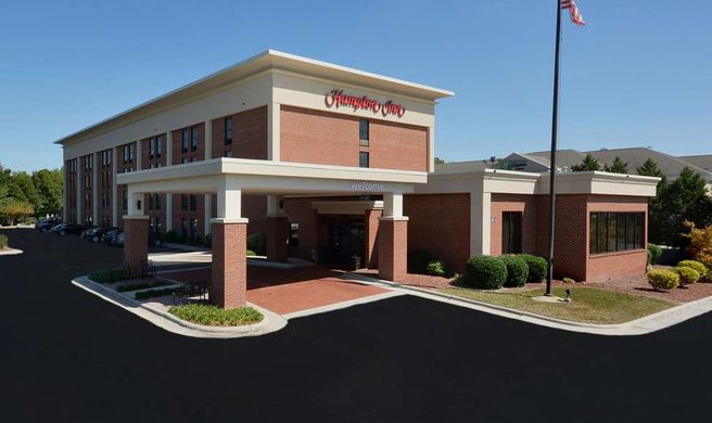 Hampton Inn High Point Exterior