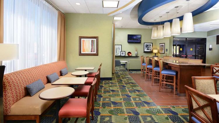 Hampton Inn High Point Lobby