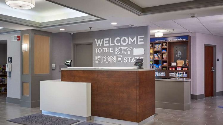 Hampton Inn Harrisburg West Lobby