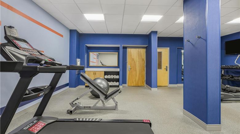 <b>Hampton Inn Huntsville-Arsenal/South Health</b>. Images powered by <a href="https://iceportal.shijigroup.com/" title="IcePortal" target="_blank">IcePortal</a>.