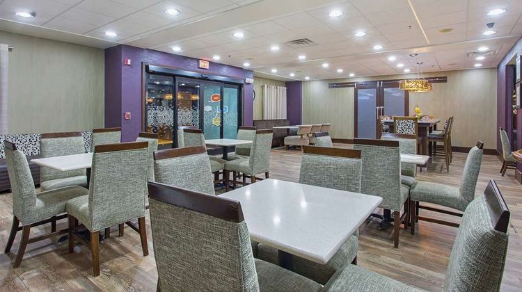 Hampton Inn Cullman Lobby