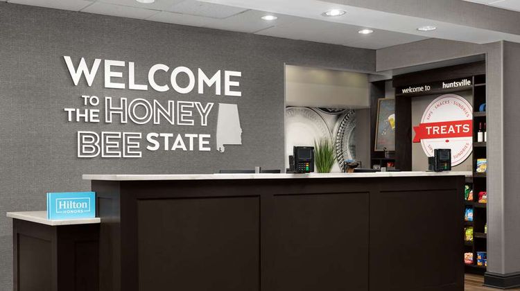 Hampton Inn Huntsville/Research Park Lobby