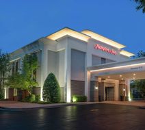 Hampton Inn Madison Exterior