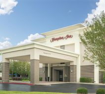 Hampton Inn Madison Exterior