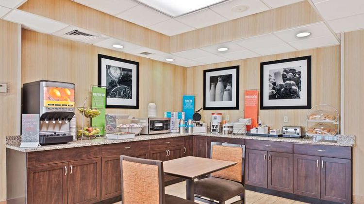 Hampton Inn Huntington/Barboursville Restaurant