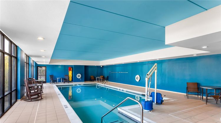 Hampton Inn Huntington University Area Pool