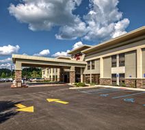 Hampton Inn Ashland Exterior