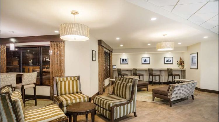 Hampton Inn Terre Haute Lobby