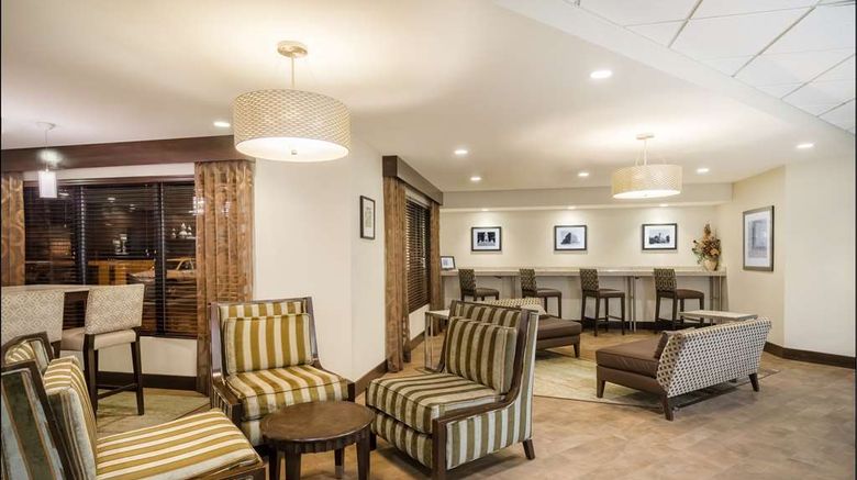 <b>Hampton Inn Terre Haute Lobby</b>. Images powered by <a href="https://iceportal.shijigroup.com/" title="IcePortal" target="_blank">IcePortal</a>.