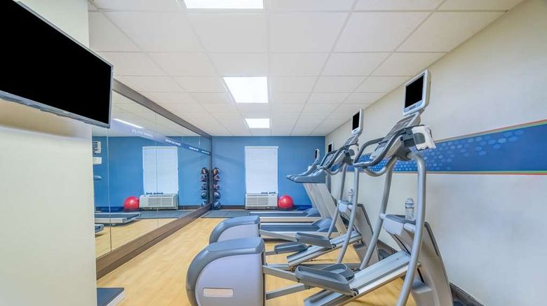<b>Hampton Inn Terre Haute Health</b>. Images powered by <a href="https://iceportal.shijigroup.com/" title="IcePortal" target="_blank">IcePortal</a>.