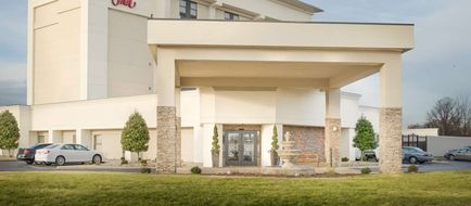 Hampton Inn Terre Haute Exterior