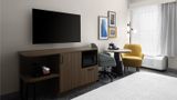 <b>Hampton Inn Terre Haute Room</b>. Images powered by <a href="https://iceportal.shijigroup.com/" title="IcePortal" target="_blank">IcePortal</a>.