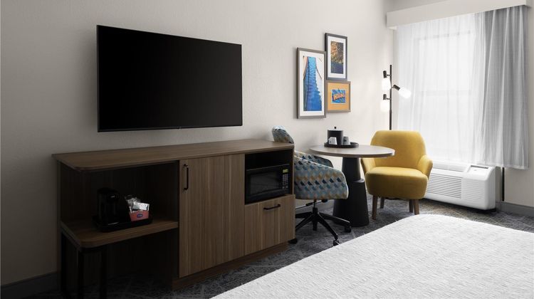 Hampton Inn Terre Haute Room