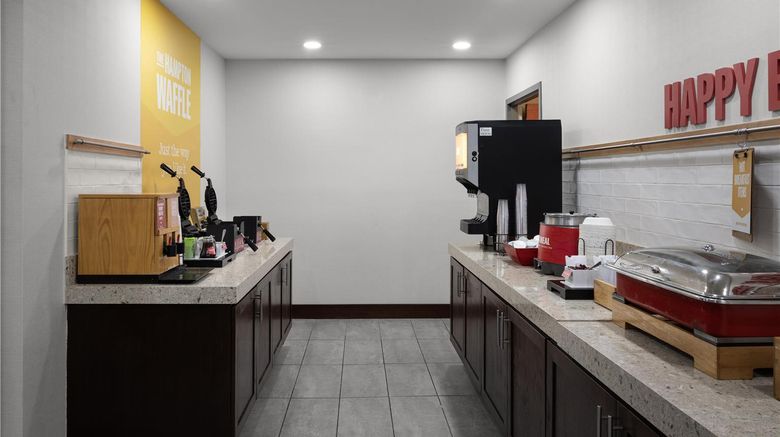 <b>Hampton Inn Terre Haute Restaurant</b>. Images powered by <a href="https://iceportal.shijigroup.com/" title="IcePortal" target="_blank">IcePortal</a>.