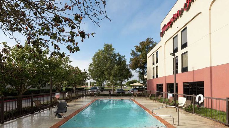 <b>Hampton Inn Houma Pool</b>. Images powered by <a href="https://iceportal.shijigroup.com/" title="IcePortal" target="_blank">IcePortal</a>.
