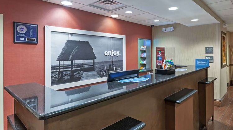 Hampton Inn & Suites Morgan City Lobby