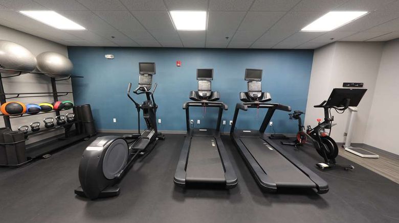 <b>Hampton Inn Hutchinson Health</b>. Images powered by <a href="https://iceportal.shijigroup.com/" title="IcePortal" target="_blank">IcePortal</a>.