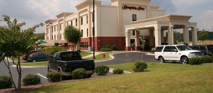 Hampton Inn Havelock Exterior