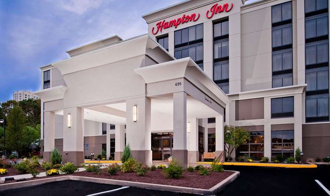 Hampton Inn Shelton Exterior